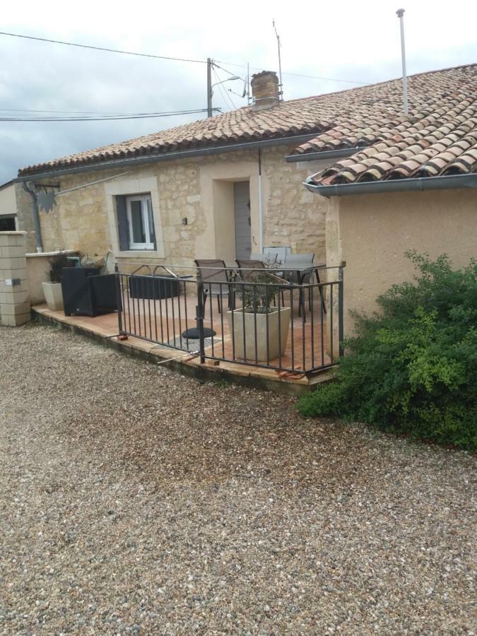 Gite Les Deux Meules Sainte-Colombe  외부 사진